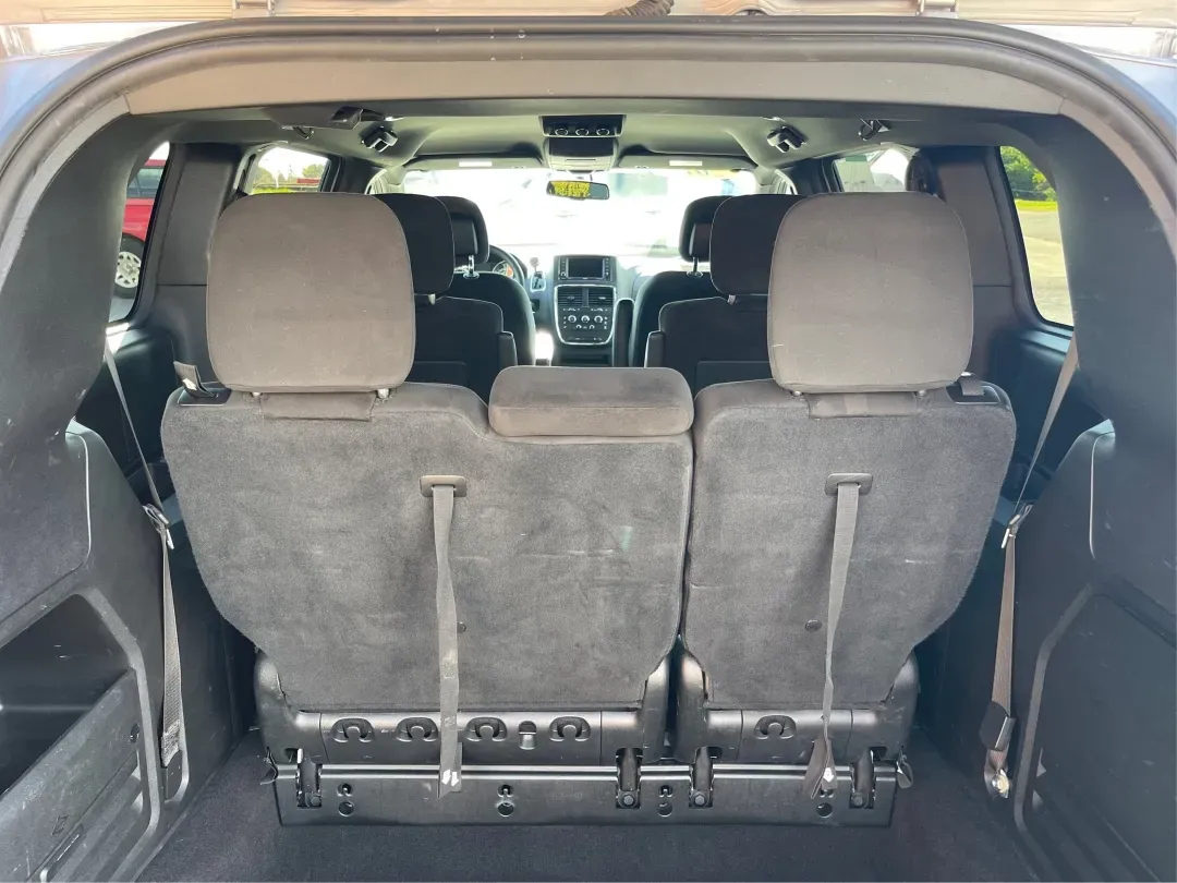 2017 Dodge Grand Caravan SE Plus (2C4RDGBGXHR) with an Pentastar 3.6L V-6 DOHC engine, located at 1230 East Main St, Xenia, OH, 45385, (937) 908-9800, 39.688026, -83.910172 - Are you ready to hit the road for family adventures or daily commutes? The 2017 Dodge Grand Caravan SE Plus is your ideal companion, blending comfort, versatility, and reliability in one stylish package. Perfect for growing families or anyone in need of a spacious ride, this passenger van is designe - Photo#12