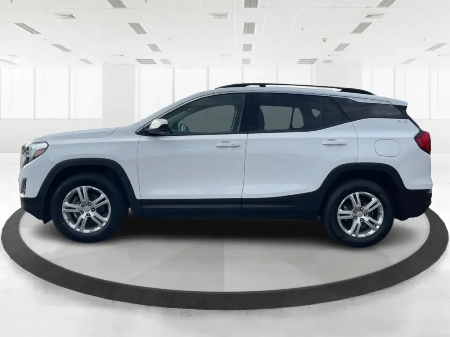 2018 GMC Terrain SLE (3GKALTEV3JL) with an Other engine, located at 8750 N County Rd 25A, Piqua, OH, 45356, (937) 908-9800, 40.164391, -84.232513 - **Adventure Awaits with the 2018 GMC Terrain SLE at Advantage Car and Credit - Piqua!**<br /> <br /> Are you on the lookout for a versatile SUV that adapts to your lifestyle, whether you're taking the kids to school, heading to work, or embarking on a weekend getaway? Look no further! The 2018 GMC T - Photo#5