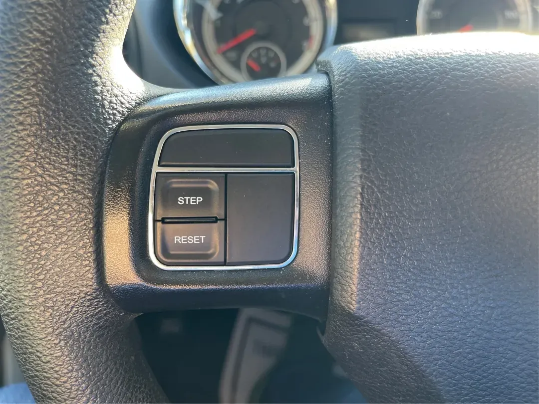 2016 Dodge Grand Caravan SE (2C4RDGBG0GR) with an Pentastar 3.6L V-6 DOHC engine, located at 1184 Kauffman Ave, Fairborn, OH, 45324, (937) 908-9800, 39.807072, -84.030914 - **Experience the Freedom of Family Adventures with the 2016 Dodge Grand Caravan SE!** <br /> <br /> Are you in search of the perfect vehicle for family road trips, daily commutes, or weekend adventures? Look no further than the 2016 Dodge Grand Caravan SE, available at Advantage Car and Credit in X - Photo#16