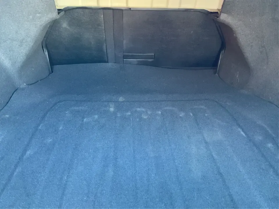 2015 Kia Optima EX (5XXGN4A74FG) with an Theta II 2.4L I-4 gasoline direct injection engine, 6-Speed Automatic transmission, located at 1099 N County Rd 25A, Troy, OH, 45373, (937) 908-9800, 40.057079, -84.212883 - Experience the perfect blend of style, comfort, and reliability with this 2015 Kia Optima EX at Advantage Car and Credit in Xenia, OH. Whether you're embarking on daily commutes, family road trips, or simply looking for a trusty companion for your adventures, this vehicle is designed to meet your di - Photo#12