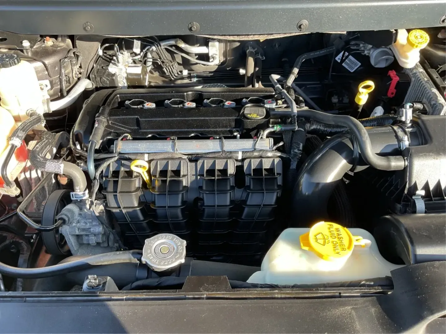 2016 Dodge Journey SE (3C4PDCAB8GT) with an Tigershark MultiAir 2.4L I-4 DOHC engine, located at 401 Woodman Dr, Riverside, OH, 45431, (937) 908-9800, 39.760899, -84.123421 - **Experience Life in Motion with the 2016 Dodge Journey SE SUV at Advantage Car and Credit - Moraine!**<br /> <br /> Are you ready to elevate your lifestyle? The 2016 Dodge Journey SE is the perfect blend of style, comfort, and versatility, making it the ideal SUV for growing families, weekend adven - Photo#10