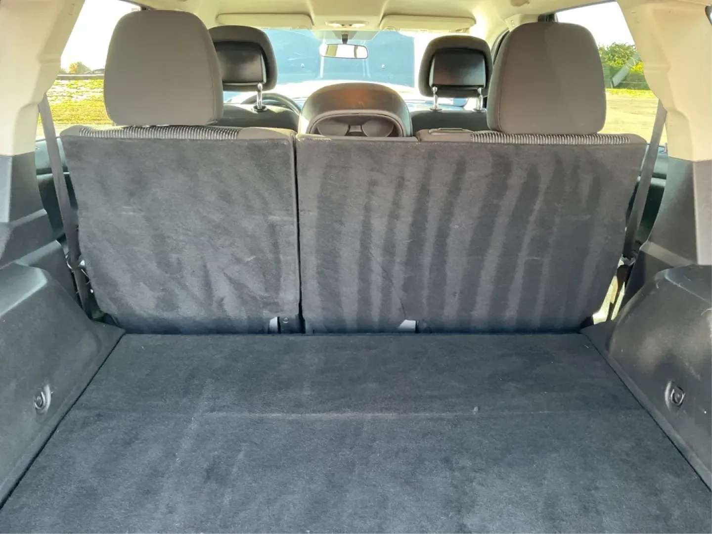 2016 Dodge Journey SE (3C4PDCAB8GT) with an Tigershark MultiAir 2.4L I-4 DOHC engine, located at 401 Woodman Dr, Riverside, OH, 45431, (937) 908-9800, 39.760899, -84.123421 - **Experience Life in Motion with the 2016 Dodge Journey SE SUV at Advantage Car and Credit - Moraine!**<br /> <br /> Are you ready to elevate your lifestyle? The 2016 Dodge Journey SE is the perfect blend of style, comfort, and versatility, making it the ideal SUV for growing families, weekend adven - Photo#11