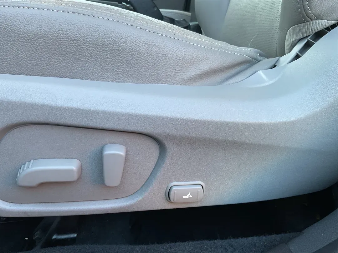 2015 Subaru Forester 2.5i Limited (JF2SJAHC5FH) with an 2.5L H-4 DOHC engine, located at 401 Woodman Dr, Riverside, OH, 45431, (937) 908-9800, 39.760899, -84.123421 - Looking for a reliable vehicle that can seamlessly transition from daily commutes to weekend adventures? Look no further than the 2015 Subaru Forester 2.5i Limited, available now at Advantage Car and Credit in Xenia, OH. This versatile SUV is perfect for growing families, outdoor enthusiasts, and an - Photo#17