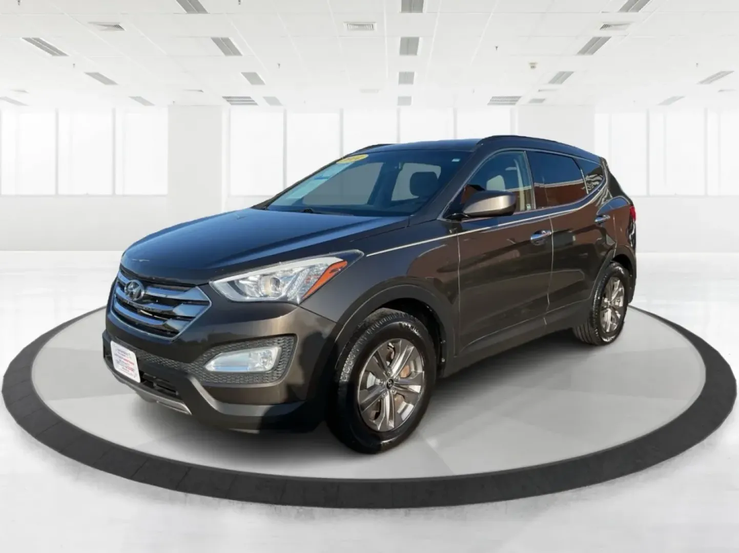 2014 Hyundai Santa Fe 2.4L (5XYZUDLBXEG) with an Theta II 2.4L I-4 gasoline direct injection engine, located at 8750 N County Rd 25A, Piqua, OH, 45356, (937) 908-9800, 40.164391, -84.232513 - **Explore New Adventures in the 2014 Hyundai Santa Fe from Advantage Car and Credit - Piqua!**<br /> <br /> Are you ready to elevate your family outings or weekend adventures? Look no further than this stunning 2014 Hyundai Santa Fe, perfect for those who crave both comfort and versatility in their - Photo#8