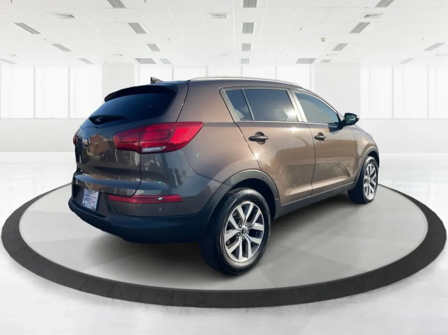 2014 Kia Sportage LX (KNDPBCAC8E7) with an Other engine, located at 1230 East Main St, Xenia, OH, 45385, (937) 908-9800, 39.688026, -83.910172 - **Adventure Awaits: 2014 Kia Sportage LX Ideal for Your Next Journey!**<br /> <br /> If you're searching for a versatile vehicle that seamlessly blends style, comfort, and functionality, the 2014 Kia Sportage LX is your answer! Perfect for weekend adventures or daily commutes, this crossover is des - Photo#2