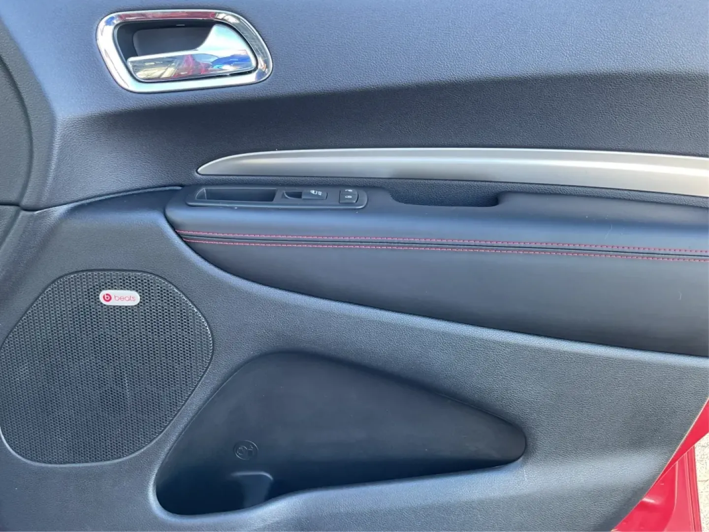 2015 Dodge Durango R/T (1C4SDJCT8FC) with an HEMI 5.7L V-8 variable valve control engine, located at 880 E. National Road, Vandalia, OH, 45377, (937) 908-9800, 39.891918, -84.183594 - **Unleash Your Adventurous Spirit with the 2015 Dodge Durango R/T at Advantage Car and Credit - Troy!**<br /> <br /> Are you ready to elevate your family outings or weekend adventures? The 2015 Dodge Durango R/T is the perfect vehicle for those who demand style, performance, and versatility. Whether - Photo#19