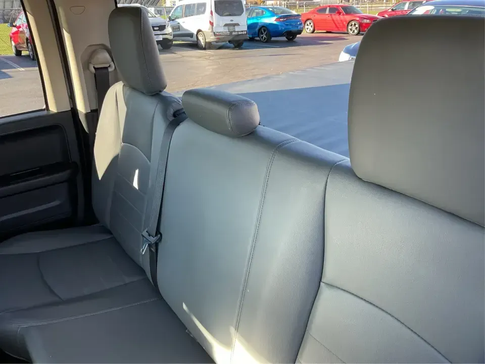 2016 Ram 1500 Tradesman (1C6RR7FT3GS) with an 5.7L V8 OHV 16V engine, 6A transmission, located at 4508 South Dixie Dr, Moraine, OH, 45439, (937) 908-9800, 39.689976, -84.218452 - Looking for a reliable vehicle that seamlessly fits into your active lifestyle? Look no further than this robust 2016 Ram 1500 Tradesman, available now at Advantage Car and Credit in Moraine, OH. This quad cab truck is not just a vehicle; it's a gateway to adventure, perfect for weekend getaways, tr - Photo#10