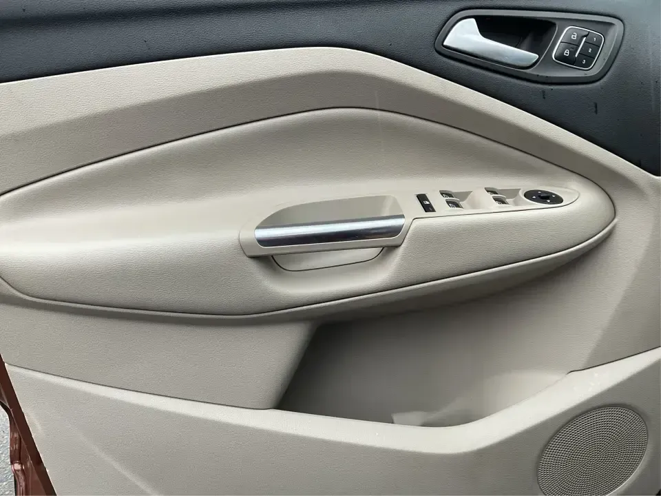 2017 Ford Escape Titanium - Photo 20