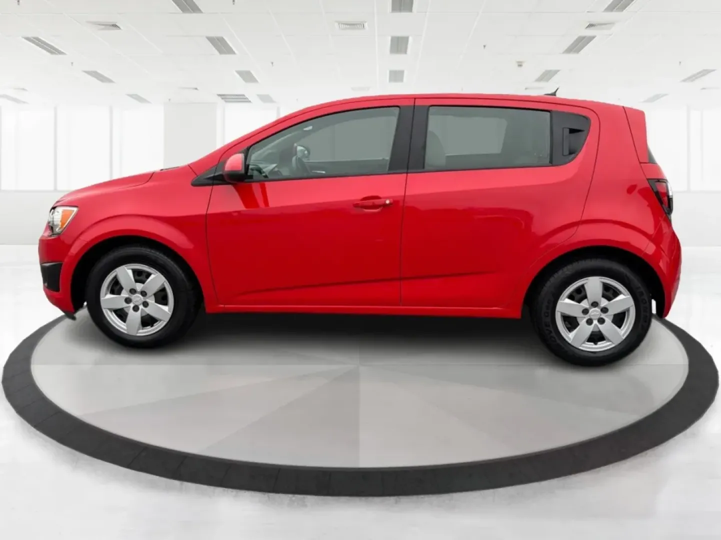 2014 Chevrolet Sonic LS Auto (1G1JA6SH1E4) with an Other engine, located at 1951 S Dayton Lakeview Rd., New Carlisle, OH, 45344, (937) 908-9800, 39.890999, -84.050255 - Are you in search of a reliable hatchback that perfectly balances style, efficiency, and practicality? Look no further than this stunning 2014 Chevrolet Sonic LS Auto, now available at Advantage Car and Credit in Riverside, OH. This vehicle is not just a mode of transportation; it's your new partner - Photo#5