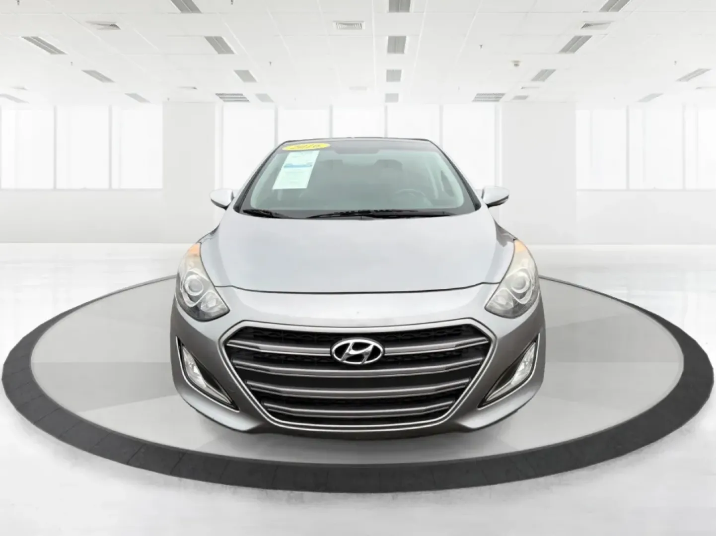 2016 Hyundai Elantra GT HB (KMHD35LH0GU) with an Other engine, located at 401 Woodman Dr, Riverside, OH, 45431, (937) 908-9800, 39.760899, -84.123421 - **Discover Your Next Adventure with the 2016 Hyundai Elantra GT at Advantage Car and Credit Riverside!** <br /> <br /> Are you ready to elevate your daily commute or family road trips with a stylish and reliable vehicle? The 2016 Hyundai Elantra GT is the perfect blend of comfort, efficiency, and p - Photo#7