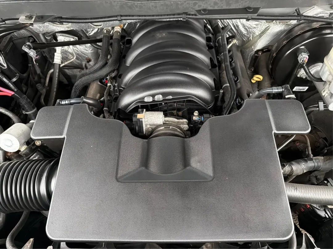 2014 Chevrolet Silverado 1500 1LT (3GCUKREC1EG) with an Other engine, located at 401 Woodman Dr, Riverside, OH, 45431, (937) 908-9800, 39.760899, -84.123421 - 2014 Chevrolet Silverado 1500 1LT - Photo#11