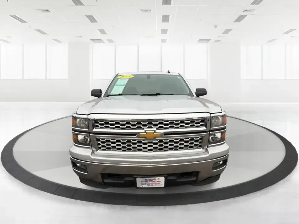 2014 Chevrolet Silverado 1500 1LT (3GCUKREC1EG) with an 5.3L V8 OHV 16V engine, 6-Speed Automatic transmission, located at 8750 N County Rd 25A, Piqua, OH, 45356, (937) 908-9800, 40.164391, -84.232513 - **Elevate Your Lifestyle with the 2014 Chevrolet Silverado 1500** <br /> <br /> Unleash the power of adventure with the 2014 Chevrolet Silverado 1500, the perfect companion for weekend road trips, family outings, or tackling tough jobs around Troy, OH. This rugged yet refined truck blends capabilit - Photo#7
