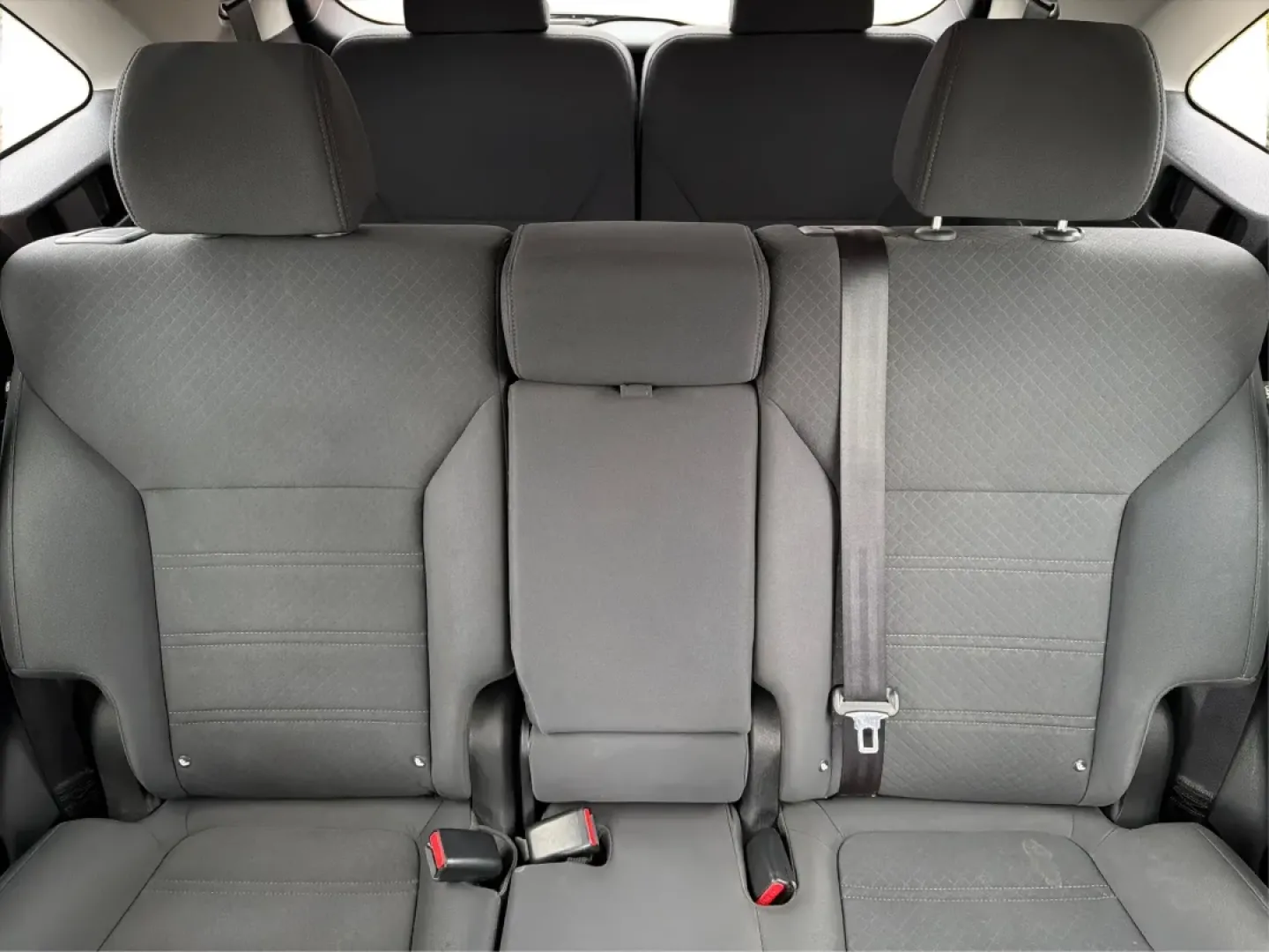 2016 Kia Sorento 2.4L LX (5XYPGDA36GG) with an 2.4L I-4 gasoline direct injection engine, located at 1951 S Dayton Lakeview Rd., New Carlisle, OH, 45344, (937) 908-9800, 39.890999, -84.050255 - **Experience Adventure with the 2016 Kia Sorento Your Perfect Family SUV!**<br /> <br /> Are you ready to elevate your family's adventures with a vehicle that's as versatile as your lifestyle? Look no further than the 2016 Kia Sorento, available now at Advantage Car and Credit in New Carlisle, OH. - Photo#14