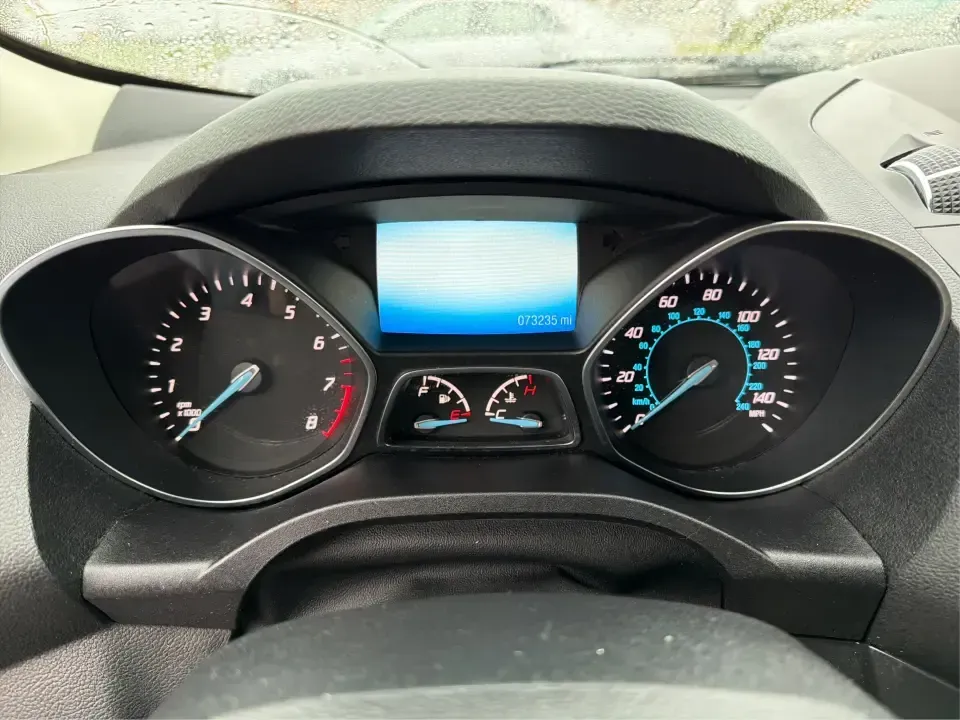 2016 Ford Escape Titanium (1FMCU0J94GU) with an 2.0L L4 DOHC 16V engine, 6-Speed Automatic transmission, located at 1184 Kauffman Ave, Fairborn, OH, 45324, (937) 908-9800, 39.807072, -84.030914 - **Explore New Adventures with the 2016 Ford Escape Titanium Perfect for Families and Commuters Alike!**<br /> <br /> Are you ready to elevate your driving experience? The 2016 Ford Escape Titanium is the ideal companion for both bustling family life and daily commutes, bringing together style, comf - Photo#15