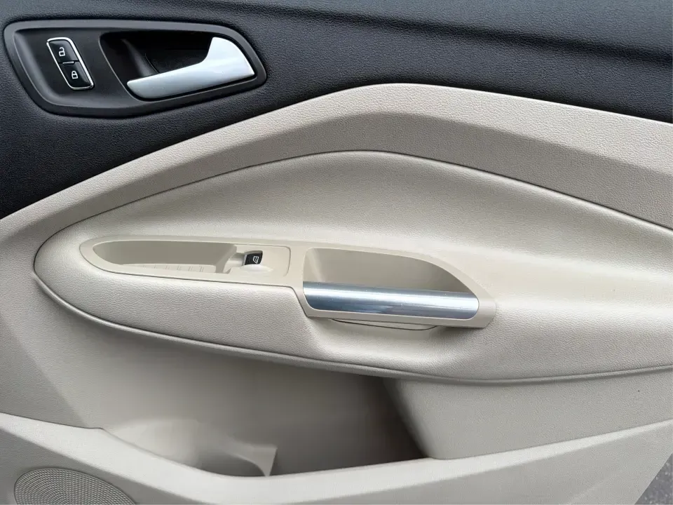 2016 Ford Escape Titanium (1FMCU0J94GU) with an 2.0L L4 DOHC 16V engine, 6-Speed Automatic transmission, located at 1184 Kauffman Ave, Fairborn, OH, 45324, (937) 908-9800, 39.807072, -84.030914 - **Explore New Adventures with the 2016 Ford Escape Titanium Perfect for Families and Commuters Alike!**<br /> <br /> Are you ready to elevate your driving experience? The 2016 Ford Escape Titanium is the ideal companion for both bustling family life and daily commutes, bringing together style, comf - Photo#20