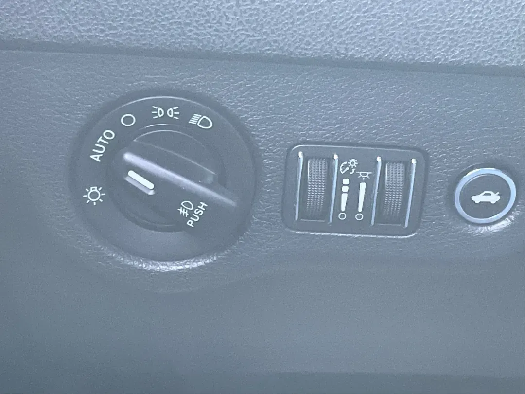 2014 Dodge Charger SXT (2C3CDXJG6EH) with an 3.6L V-6 DOHC engine, located at 1099 N County Rd 25A, Troy, OH, 45373, (937) 908-9800, 40.057079, -84.212883 - **Unleash Your Inner Adventurer with this 2014 Dodge Charger SXT!**<br /> <br /> Are you ready to transform your daily commute into an exhilarating experience? Look no further than this 2014 Dodge Charger SXT, available now at Advantage Car and Credit Piqua! Perfect for those who crave a blend of s - Photo#17