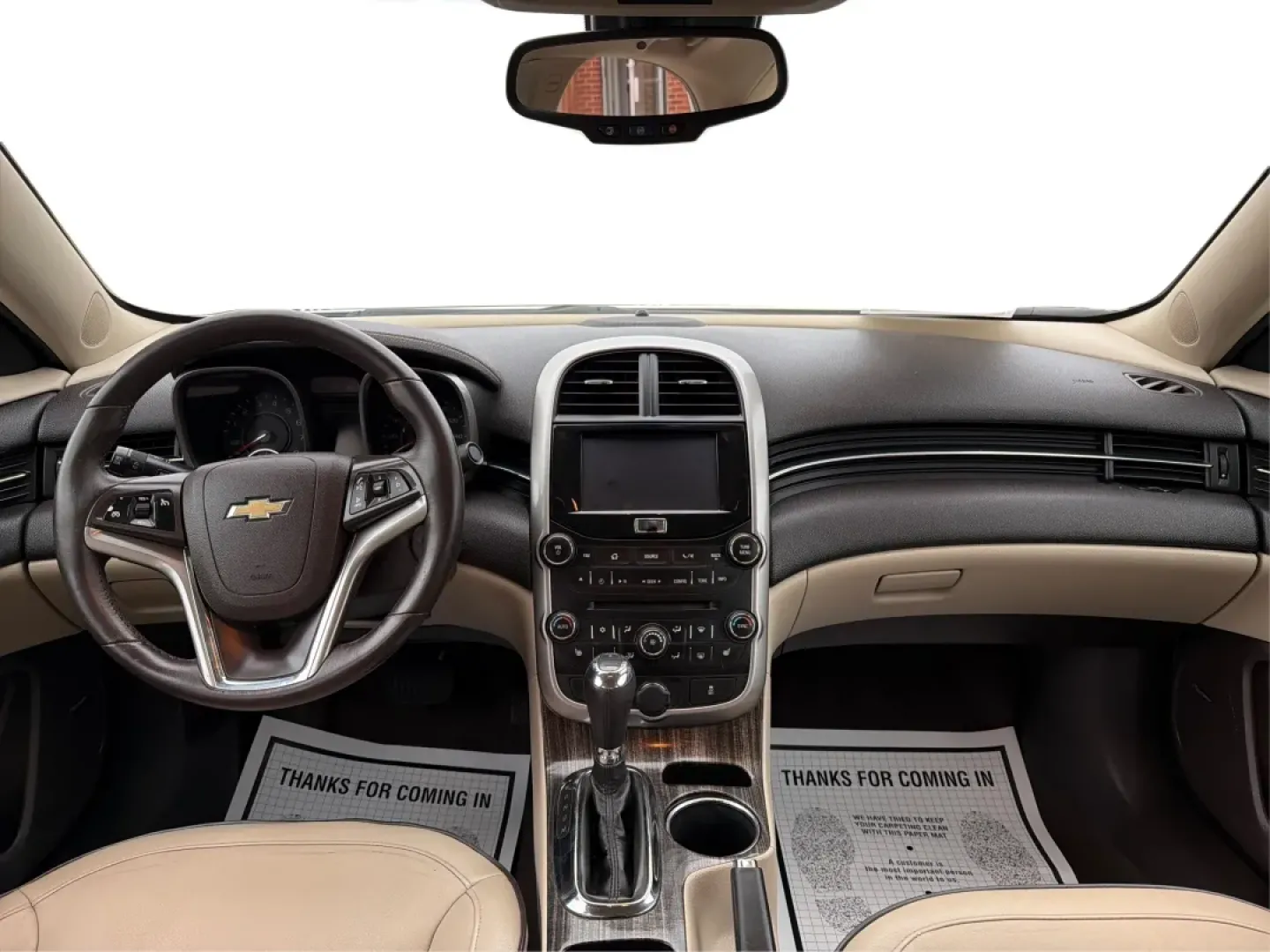 2014 Chevrolet Malibu 2LT (1G11E5SL4EF) with an ECOTEC 2.5L I-4 gasoline direct injection engine, located at 4508 South Dixie Dr, Moraine, OH, 45439, (937) 908-9800, 39.689976, -84.218452 - **Drive into Comfort and Confidence with the 2014 Chevrolet Malibu 2LT!**<br /> <br /> Are you searching for the perfect vehicle to elevate your daily commute or weekend adventures? Look no further! The 2014 Chevrolet Malibu 2LT is designed for those who value comfort, practicality, and style. Wheth - Photo#21