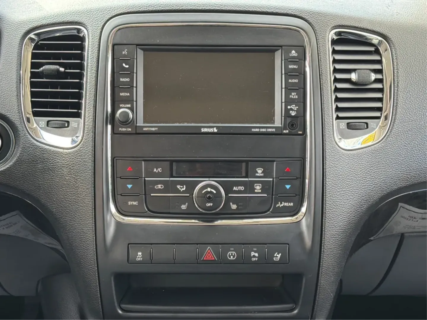 2013 Dodge Durango Crew (1C4RDJDG4DC) with an Other engine, located at 8750 N County Rd 25A, Piqua, OH, 45356, (937) 908-9800, 40.164391, -84.232513 - Are you ready to elevate your family adventures or tackle your daily commute with unparalleled ease? Look no further than this stunning 2013 Dodge Durango Crew, now available at Advantage Car and Credit in New Carlisle, OH. Perfect for growing families and those who love weekend getaways, this SUV n - Photo#13