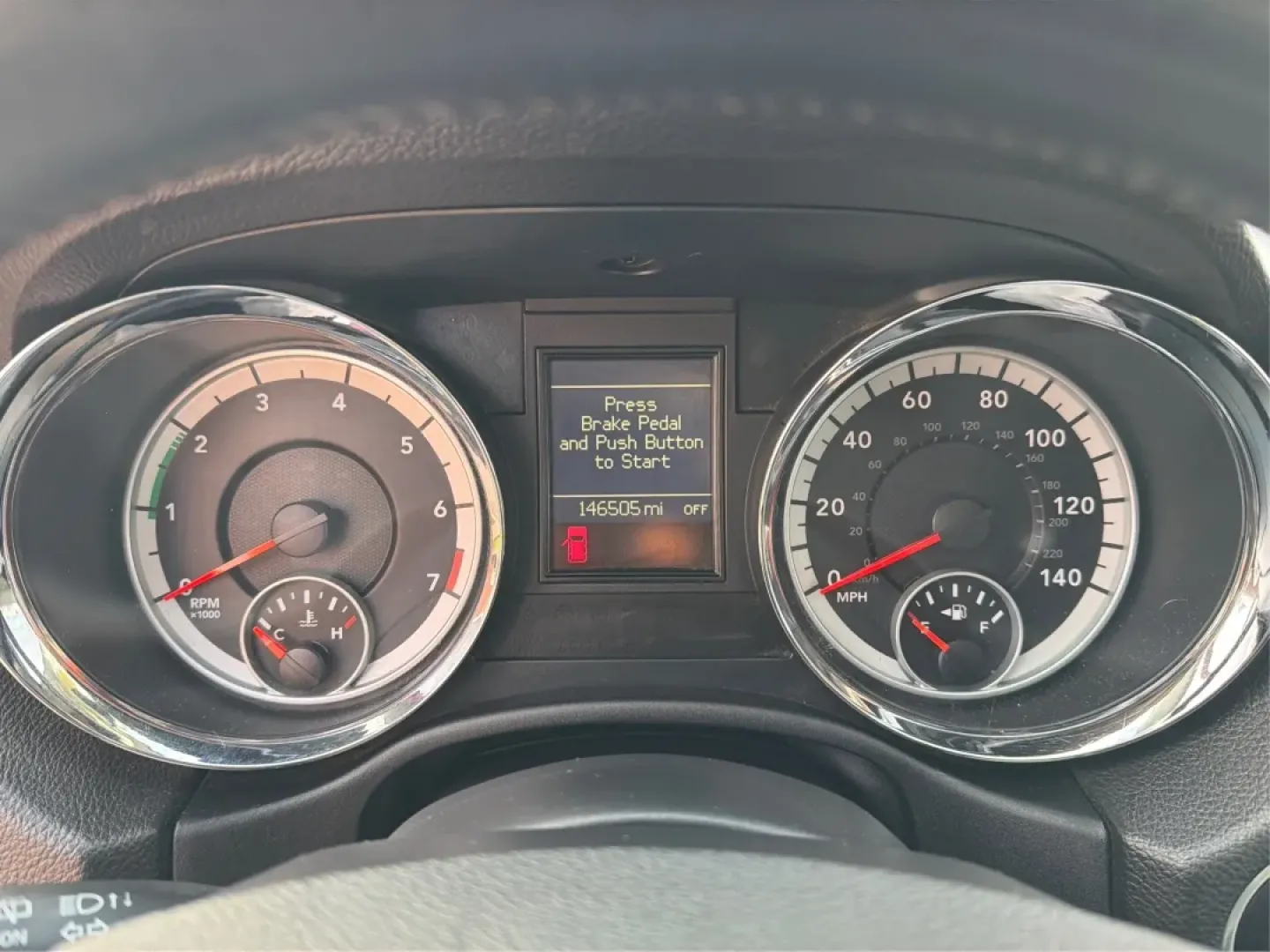 2013 Dodge Durango Crew (1C4RDJDG4DC) with an Other engine, located at 8750 N County Rd 25A, Piqua, OH, 45356, (937) 908-9800, 40.164391, -84.232513 - Are you ready to elevate your family adventures or tackle your daily commute with unparalleled ease? Look no further than this stunning 2013 Dodge Durango Crew, now available at Advantage Car and Credit in New Carlisle, OH. Perfect for growing families and those who love weekend getaways, this SUV n - Photo#15