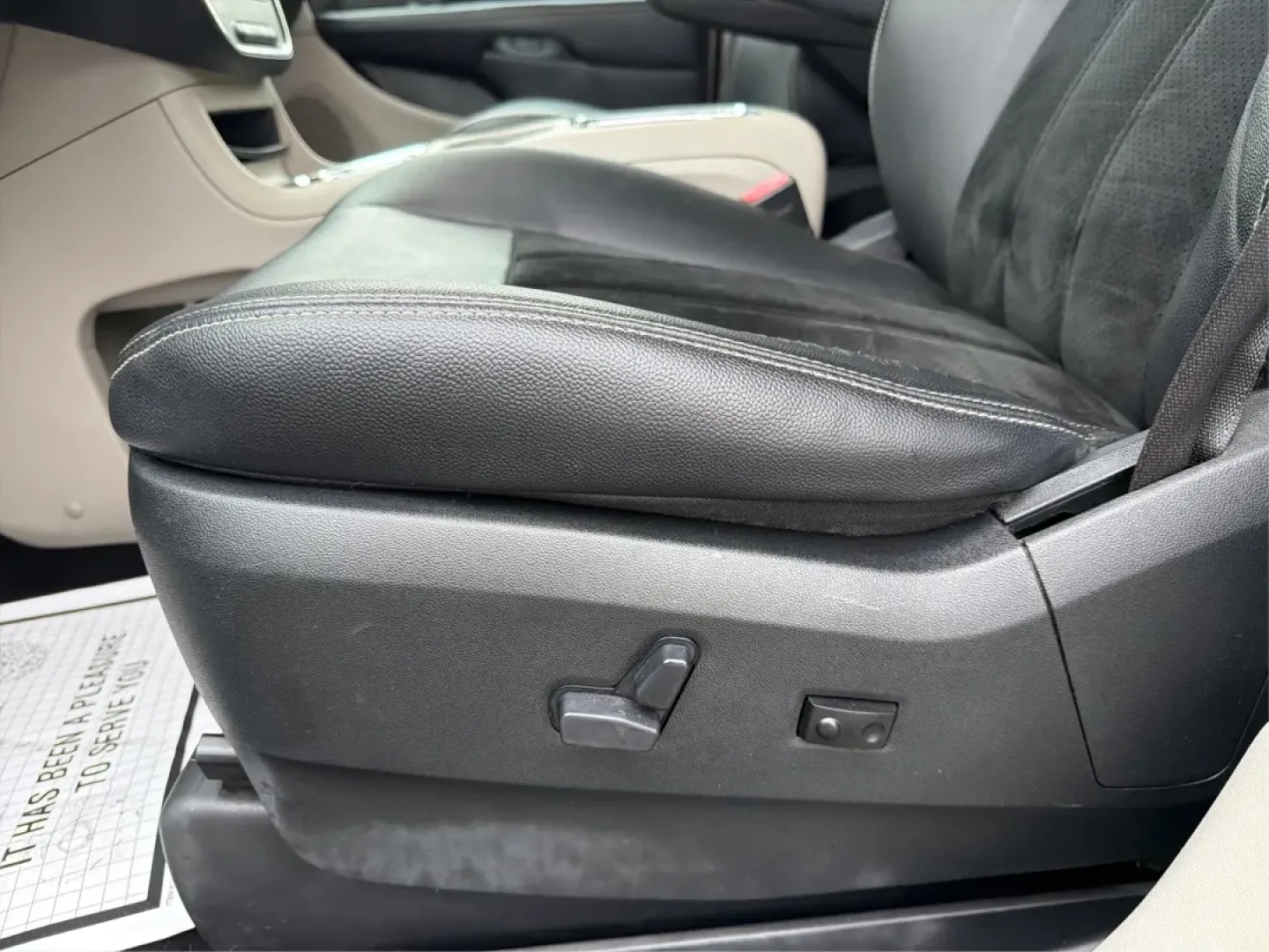 2017 Dodge Grand Caravan SXT (2C4RDGCG4HR) with an Pentastar 3.6L V-6 DOHC engine, located at 1951 S Dayton Lakeview Rd., New Carlisle, OH, 45344, (937) 908-9800, 39.890999, -84.050255 - **Drive Your Family Adventures with the 2017 Dodge Grand Caravan from Advantage Car and Credit - Piqua!**<br /> <br /> Are you ready to elevate your family outings, school runs, or weekend getaways? The 2017 Dodge Grand Caravan SXT is the perfect companion for your lifestyle. With ample space for pa - Photo#18