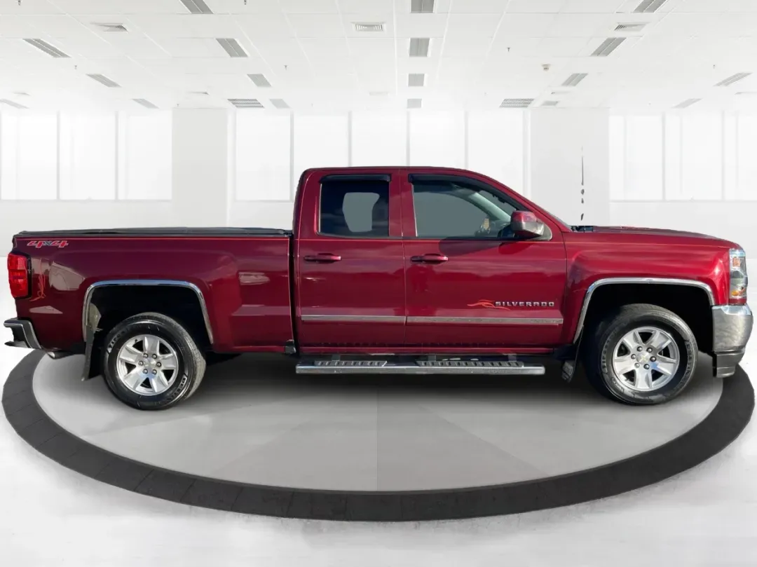 2016 Chevrolet Silverado 1500 1LT (1GCVKREC4GZ) with an EcoTec3 4.3L V-6 gasoline direct injection engine, located at 1951 S Dayton Lakeview Rd., New Carlisle, OH, 45344, (937) 908-9800, 39.890999, -84.050255 - Are you ready to elevate your adventures and tackle any terrain? The 2016 Chevrolet Silverado 1500 is the perfect companion for those who crave both utility and comfort. Whether you're a growing family needing to haul kids and gear, or an outdoor enthusiast looking to conquer weekend getaways, this - Photo#1