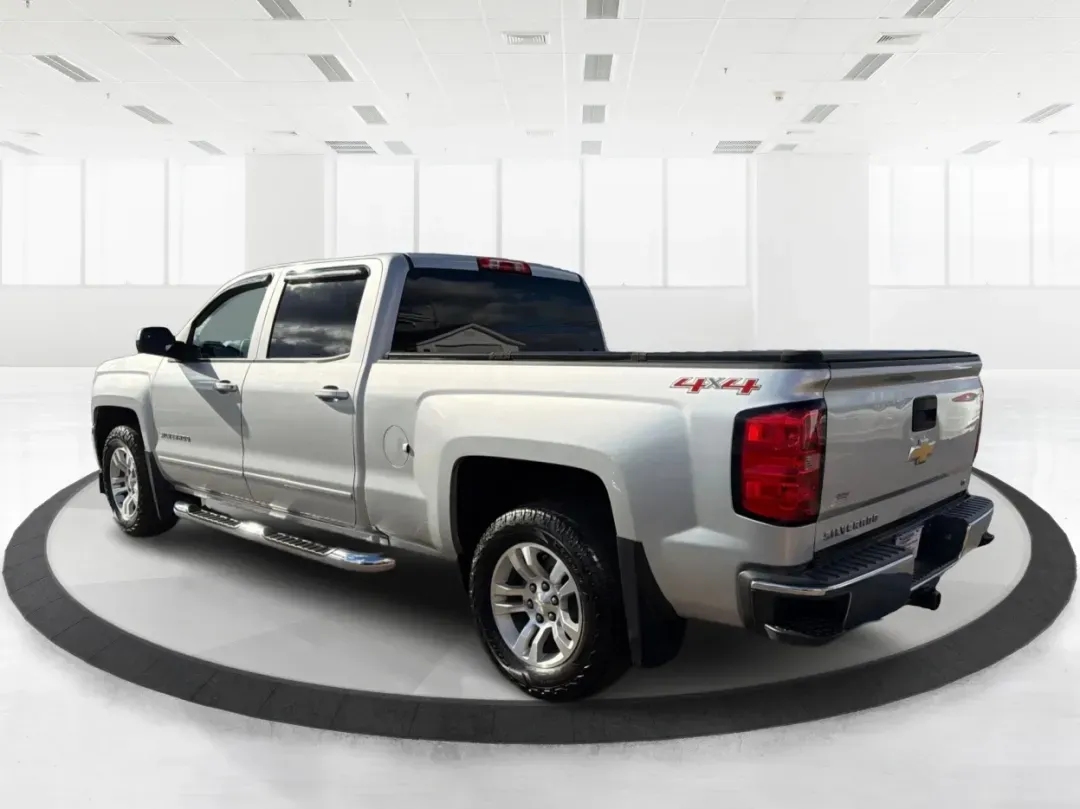 2016 Chevrolet Silverado 1500 1LT (1GCUKREC8GF) with an EcoTec3 5.3L V-8 gasoline direct injection engine, located at 1099 N County Rd 25A, Troy, OH, 45373, (937) 908-9800, 40.057079, -84.212883 - **Discover the Ultimate Adventure with the 2016 Chevrolet Silverado 1500 at Advantage Car and Credit - Vandalia!**<br /> <br /> Are you ready to elevate your driving experience and tackle the open road with confidence? Look no further than our stunning 2016 Chevrolet Silverado 1500, available now at - Photo#4