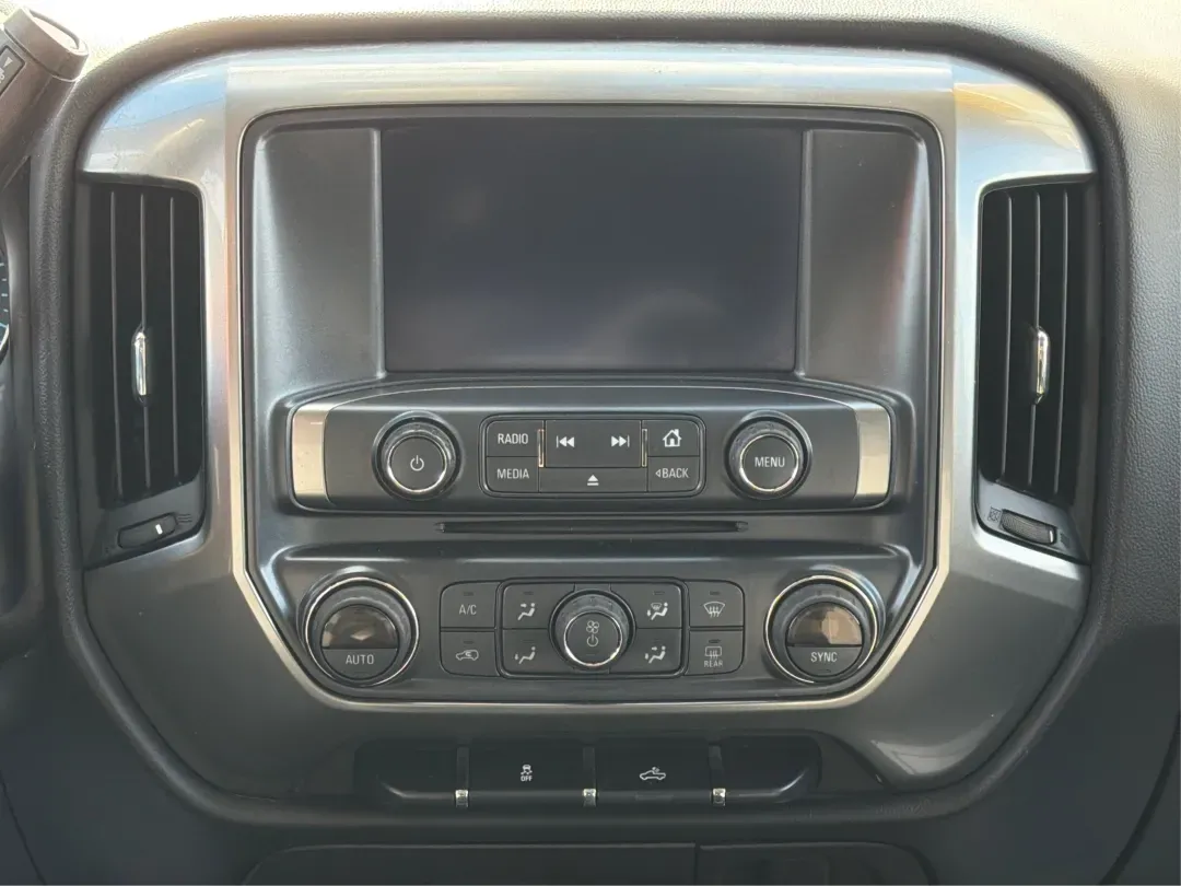 2016 Chevrolet Silverado 1500 1LT (1GCUKREC8GF) with an EcoTec3 5.3L V-8 gasoline direct injection engine, located at 1099 N County Rd 25A, Troy, OH, 45373, (937) 908-9800, 40.057079, -84.212883 - **Discover the Ultimate Adventure with the 2016 Chevrolet Silverado 1500 at Advantage Car and Credit - Vandalia!**<br /> <br /> Are you ready to elevate your driving experience and tackle the open road with confidence? Look no further than our stunning 2016 Chevrolet Silverado 1500, available now at - Photo#12