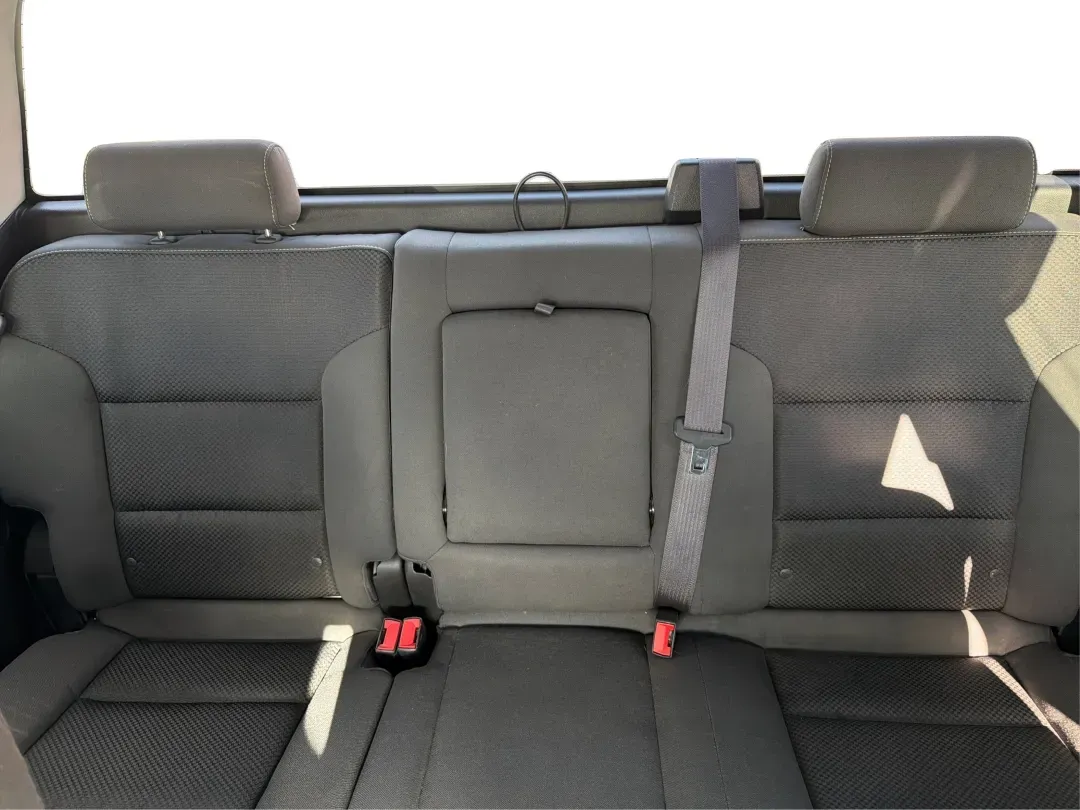 2016 Chevrolet Silverado 1500 1LT (1GCUKREC8GF) with an EcoTec3 5.3L V-8 gasoline direct injection engine, located at 1099 N County Rd 25A, Troy, OH, 45373, (937) 908-9800, 40.057079, -84.212883 - **Discover the Ultimate Adventure with the 2016 Chevrolet Silverado 1500 at Advantage Car and Credit - Vandalia!**<br /> <br /> Are you ready to elevate your driving experience and tackle the open road with confidence? Look no further than our stunning 2016 Chevrolet Silverado 1500, available now at - Photo#13