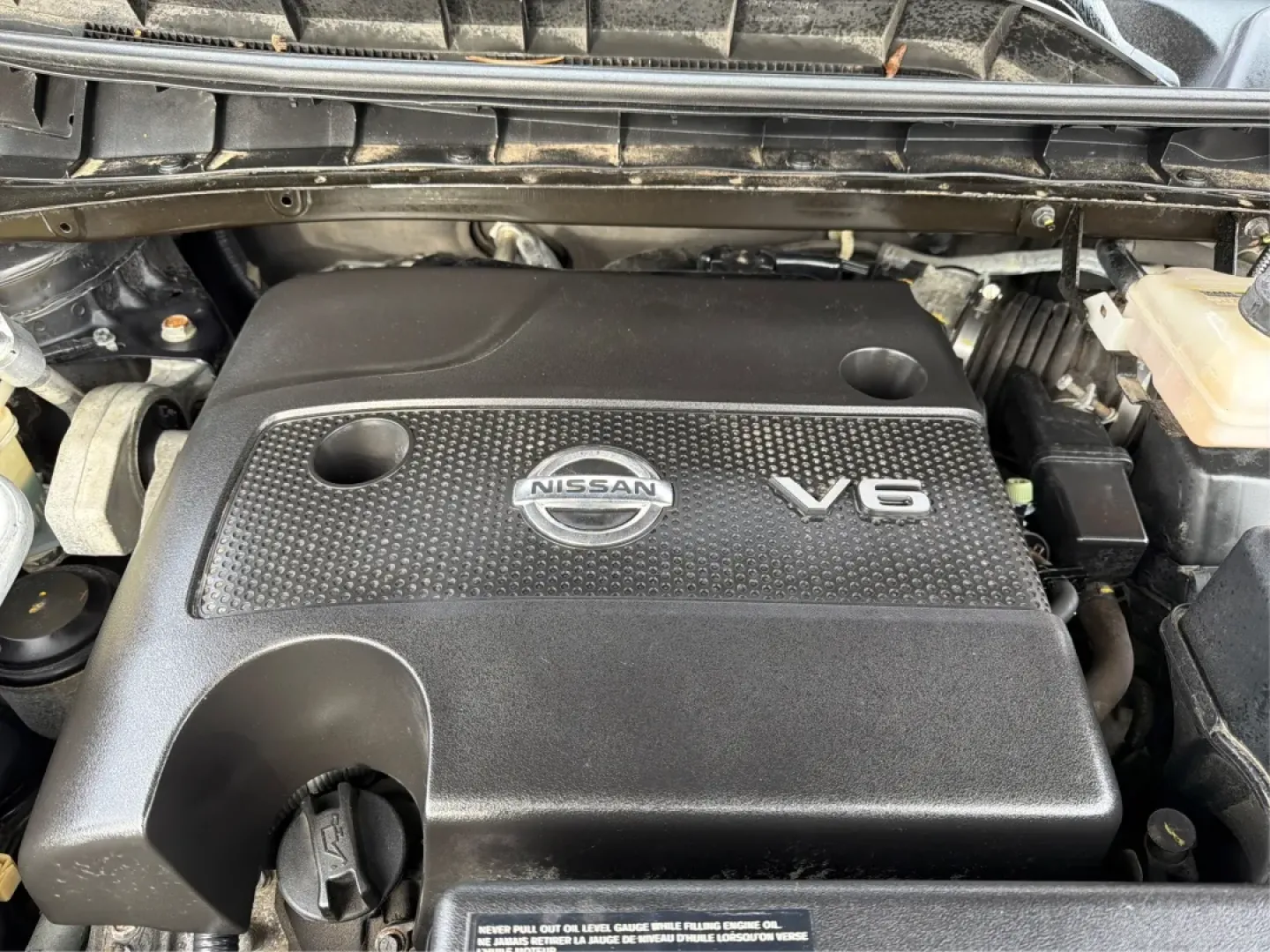 2016 Nissan Murano S (5N1AZ2MH1GN) with an 3.5L V-6 DOHC engine, located at 1951 S Dayton Lakeview Rd., New Carlisle, OH, 45344, (937) 908-9800, 39.890999, -84.050255 - **Elevate Your Daily Drive with the 2016 Nissan Murano S Perfect for Families and Adventurers Alike!**<br /> <br /> Are you in search of a vehicle that seamlessly blends style, comfort, and performance? Look no further than this stunning **2016 Nissan Murano S**, available now at **Advantage Car an - Photo#11