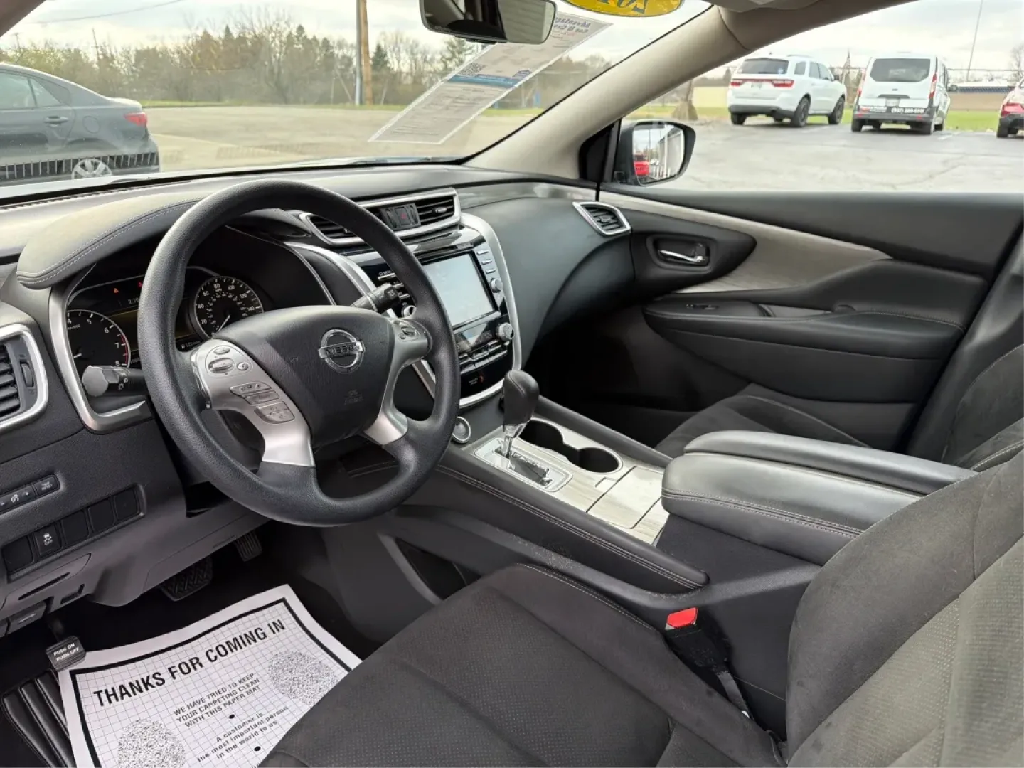 2016 Nissan Murano S (5N1AZ2MH1GN) with an 3.5L V-6 DOHC engine, located at 880 E. National Road, Vandalia, OH, 45377, (937) 908-9800, 39.891918, -84.183594 - **Elevate Your Daily Drive with the 2016 Nissan Murano S Perfect for Families and Adventurers Alike!**<br /> <br /> Are you in search of a vehicle that seamlessly blends style, comfort, and performance? Look no further than this stunning **2016 Nissan Murano S**, available now at **Advantage Car an - Photo#9