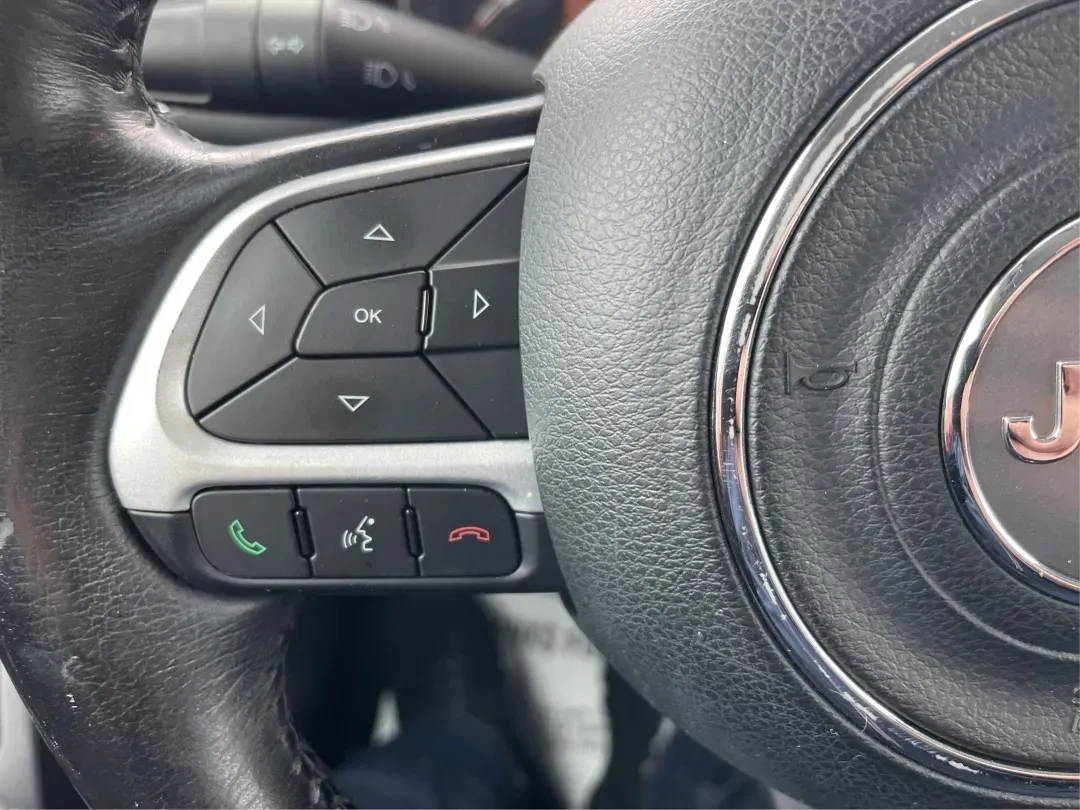 2018 Jeep Renegade Latitude 4x4 (ZACCJBBB5JP) with an Other engine, located at 1951 S Dayton Lakeview Rd., New Carlisle, OH, 45344, (937) 908-9800, 39.890999, -84.050255 - **Explore New Adventures with the 2018 Jeep Renegade Latitude 4x4!**<br /> <br /> Are you ready to elevate your adventures with a vehicle that perfectly balances style, comfort, and capability? Look no further than this striking 2018 Jeep Renegade Latitude 4x4, available now at Advantage Car and Cre - Photo#15