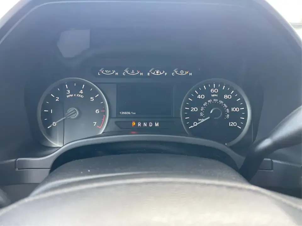 2019 Ford F-150 XLT (1FTFW1E42KK) with an 3.5L V6 DOHC 24V engine, 6A transmission, located at 1099 N County Rd 25A, Troy, OH, 45373, (937) 908-9800, 40.057079, -84.212883 - **Experience Adventure and Reliability with the 2019 Ford F-150 XLT at Advantage Car and Credit - New Carlisle!**<br /> <br /> Are you in search of a vehicle that can keep up with your active lifestyle? Whether you're hauling the family for a weekend getaway, navigating daily commutes, or tackling o - Photo#14