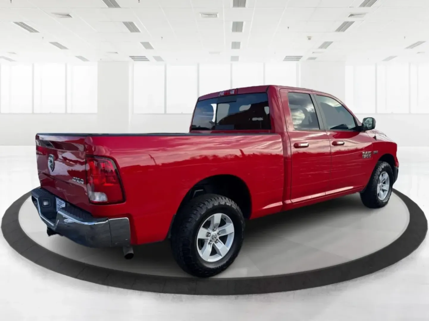 2016 Ram 1500 SLT (1C6RR7GT8GS) with an Other engine, located at 880 E. National Road, Vandalia, OH, 45377, (937) 908-9800, 39.891918, -84.183594 - 2016 Ram 1500 SLT - Photo#2