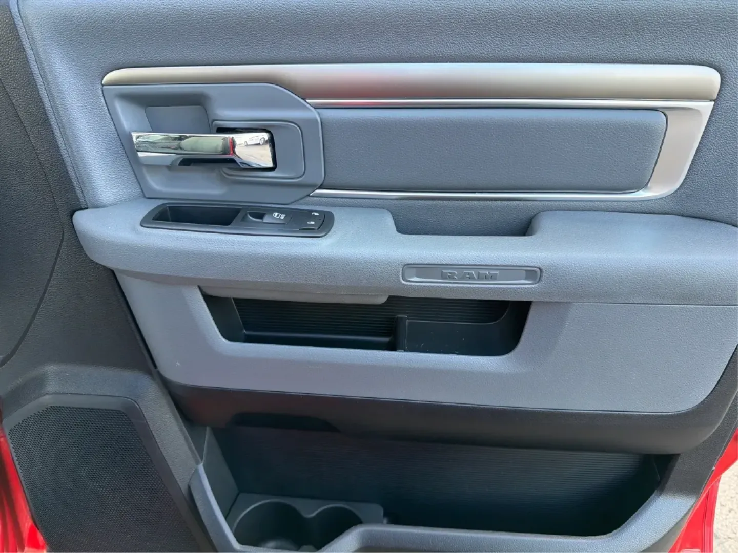 2016 Ram 1500 SLT (1C6RR7GT8GS) with an Other engine, located at 880 E. National Road, Vandalia, OH, 45377, (937) 908-9800, 39.891918, -84.183594 - 2016 Ram 1500 SLT - Photo#18