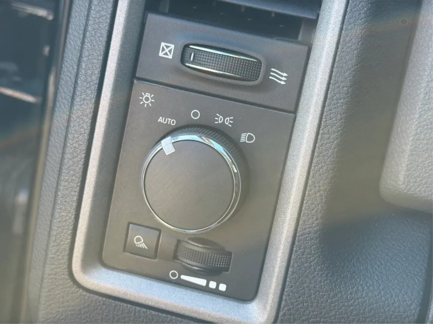 2013 Ram 1500 Tradesman (1C6RR7FP8DS) with an Other engine, located at 1951 S Dayton Lakeview Rd., New Carlisle, OH, 45344, (937) 908-9800, 39.890999, -84.050255 - **Take Your Adventures Further with the 2013 Ram 1500 Tradesman at Advantage Car and Credit!**<br /> <br /> Are you ready to elevate your lifestyle with a dependable truck that seamlessly combines rugged capability with everyday usability? Whether you're a weekend warrior seeking the perfect vehicle - Photo#16