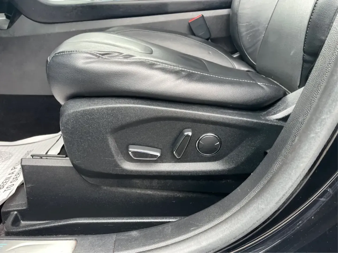 2017 Ford Edge Titanium (2FMPK4K86HB) with an 3.5L V6 DOHC 24V engine, 6A transmission, located at 8750 N County Rd 25A, Piqua, OH, 45356, (937) 908-9800, 40.164391, -84.232513 - Unleash your adventurous spirit with the 2017 Ford Edge Titanium SUV, now available at Advantage Car and Credit in New Carlisle, OH! This versatile vehicle is perfect for families on the go, commuters looking for comfort, or anyone who enjoys weekend adventures. With a spacious interior and robust c - Photo#18