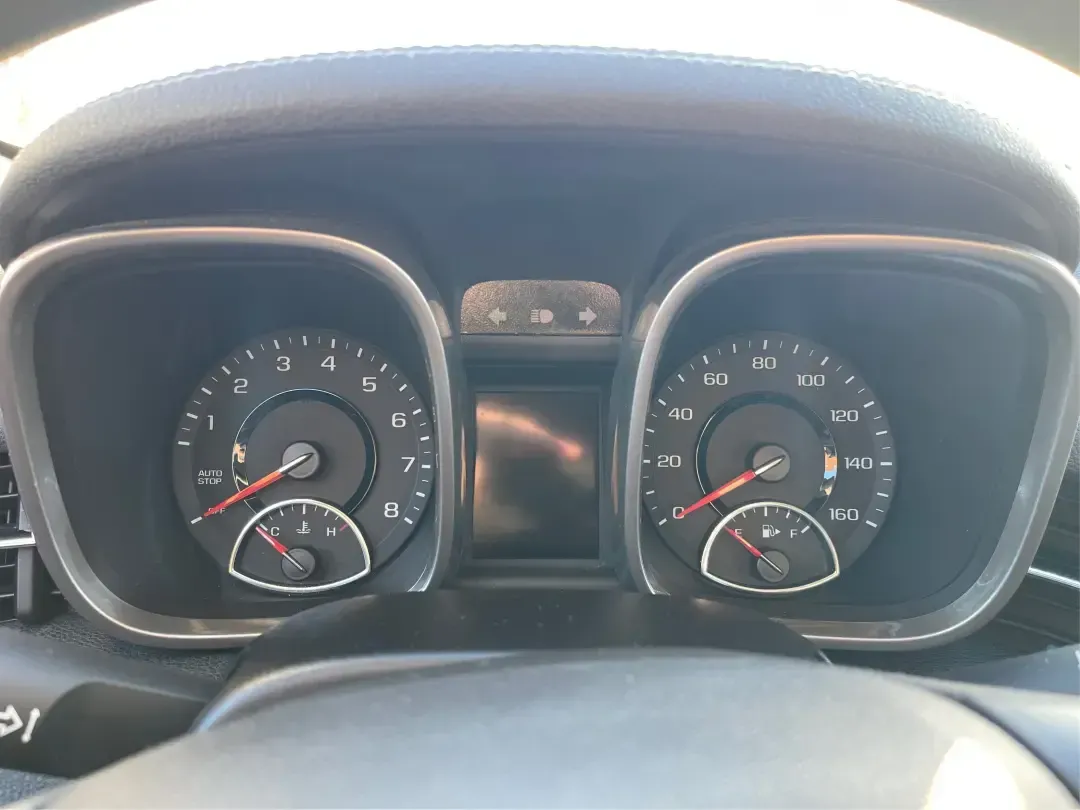 2014 Chevrolet Malibu 1LT (1G11C5SL7EF) with an ECOTEC 2.5L I-4 gasoline direct injection engine, 6-Speed Automatic transmission, located at 880 E. National Road, Vandalia, OH, 45377, (937) 908-9800, 39.891918, -84.183594 - Are you ready to elevate your daily commute or make unforgettable memories on weekend adventures? The 2014 Chevrolet Malibu 1LT, now available at Advantage Car and Credit in Xenia, OH, is the perfect sedan for those seeking a reliable, stylish, and feature-packed vehicle without breaking the bank. W - Photo#15