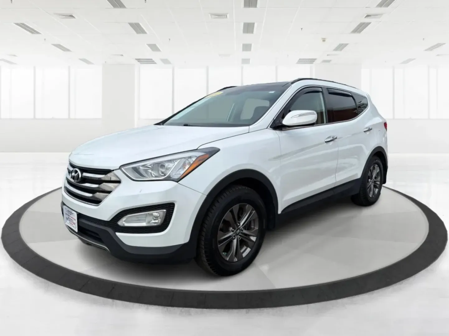 2014 Hyundai Santa Fe 2.4L (5XYZUDLB7EG) with an Theta II 2.4L I-4 gasoline direct injection engine, located at 1099 N County Rd 25A, Troy, OH, 45373, (937) 908-9800, 40.057079, -84.212883 - **Explore the Open Road with Ease: 2014 Hyundai Santa Fe at Advantage Car and Credit - Troy**<br /> <br /> Are you ready to take your family adventures to the next level? The 2014 Hyundai Santa Fe is designed for those seeking comfort, style, and ample space for everything life throws your way-perfe - Photo#8