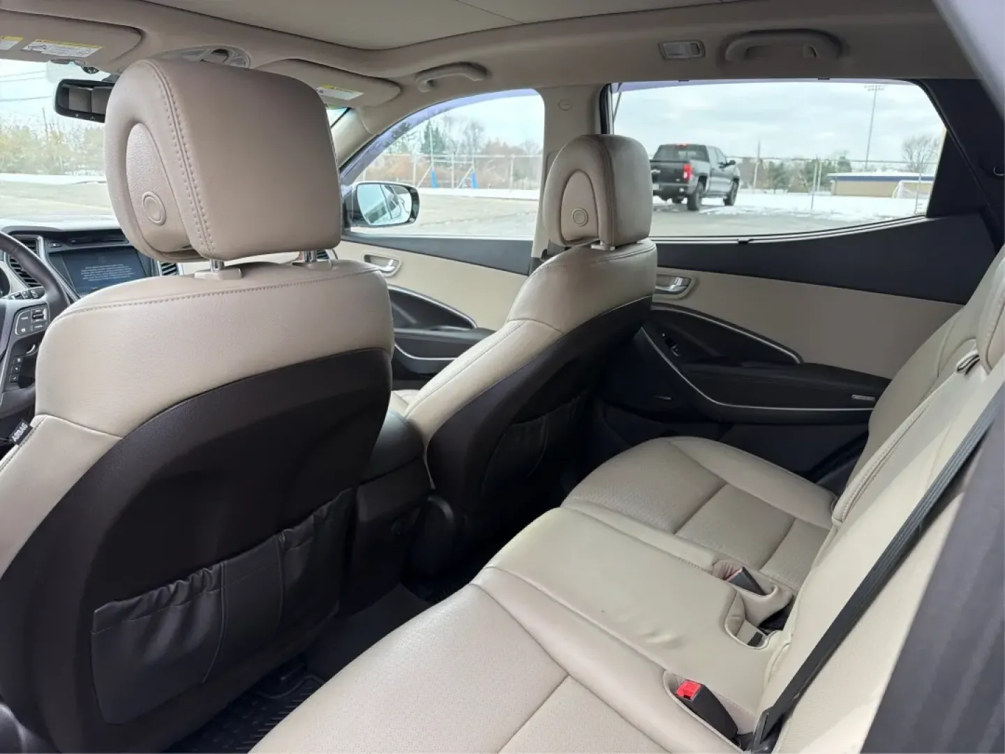 2014 Hyundai Santa Fe 2.4L (5XYZUDLB7EG) with an Theta II 2.4L I-4 gasoline direct injection engine, located at 1099 N County Rd 25A, Troy, OH, 45373, (937) 908-9800, 40.057079, -84.212883 - **Explore the Open Road with Ease: 2014 Hyundai Santa Fe at Advantage Car and Credit - Troy**<br /> <br /> Are you ready to take your family adventures to the next level? The 2014 Hyundai Santa Fe is designed for those seeking comfort, style, and ample space for everything life throws your way-perfe - Photo#10