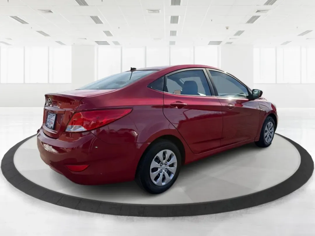 2016 Hyundai Accent SE (KMHCT4AE7GU) with an 1.6L I-4 gasoline direct injection engine, located at 4508 South Dixie Dr, Moraine, OH, 45439, (937) 908-9800, 39.689976, -84.218452 - **Discover Your Next Adventure with This 2016 Hyundai Accent SE Sedan!**<br /> <br /> Are you looking for a reliable vehicle to elevate your daily commute or weekend getaways? Look no further than the stunning 2016 Hyundai Accent SE Sedan available at Advantage Car and Credit. Located at 1951 S Dayt - Photo#2
