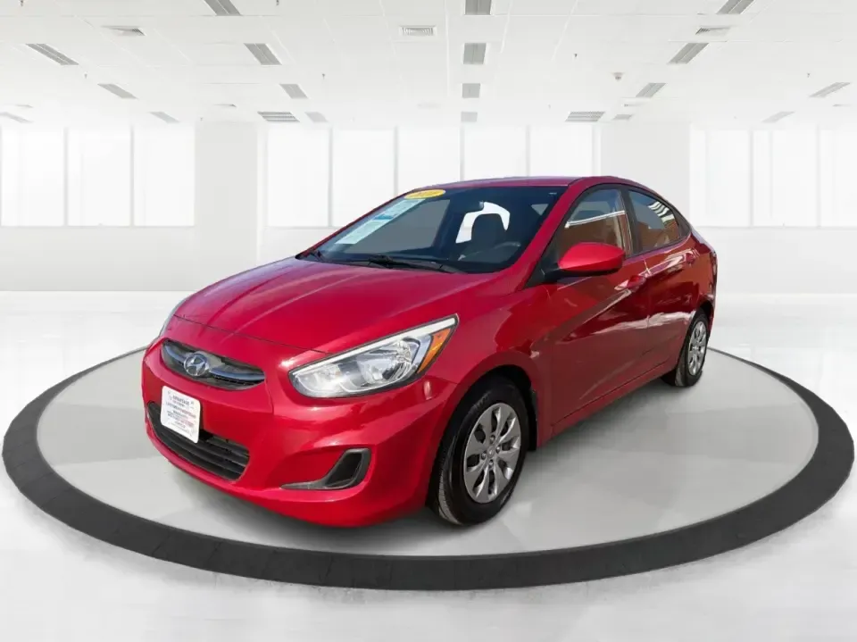 2016 Hyundai Accent SE (KMHCT4AE7GU) with an 1.6L I-4 gasoline direct injection engine, 6A transmission, located at 880 E. National Road, Vandalia, OH, 45377, (937) 908-9800, 39.891918, -84.183594 - **Discover Your Next Adventure with This 2016 Hyundai Accent SE Sedan!**<br /> <br /> Are you looking for a reliable vehicle to elevate your daily commute or weekend getaways? Look no further than the stunning 2016 Hyundai Accent SE Sedan available at Advantage Car and Credit. Located at 1951 S Dayt - Photo#8