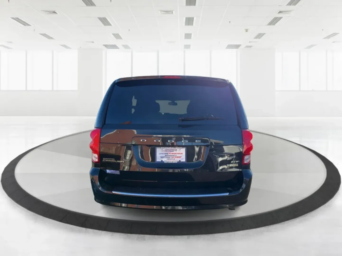 2019 Dodge Grand Caravan GT (2C4RDGEG3KR) with an Pentastar 3.6L V-6 DOHC engine, located at 8750 N County Rd 25A, Piqua, OH, 45356, (937) 908-9800, 40.164391, -84.232513 - Step into the world of family adventures and daily commutes with the 2019 Dodge Grand Caravan GT, now available at Advantage Car and Credit - Piqua in Piqua, OH. Whether you're shuttling the kids to soccer practice or planning a weekend getaway, this versatile passenger van is designed to meet all y - Photo#3