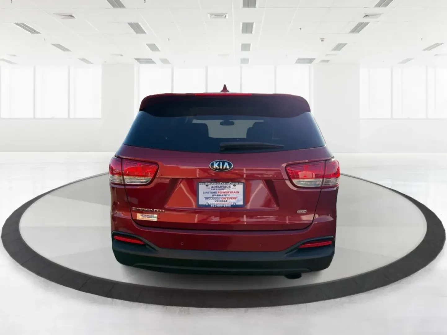 2017 Kia Sorento 2.4L LX (5XYPGDA38HG) with an 2.4L I-4 gasoline direct injection engine, located at 1184 Kauffman Ave, Fairborn, OH, 45324, (937) 908-9800, 39.807072, -84.030914 - **Adventure Awaits with the 2017 Kia Sorento at Advantage Car and Credit Fairborn!**<br /> <br /> Are you searching for the perfect SUV that can handle both your daily commute and weekend adventures? Look no further than this stunning 2017 Kia Sorento, located right here at Advantage Car and Credit - Photo#3