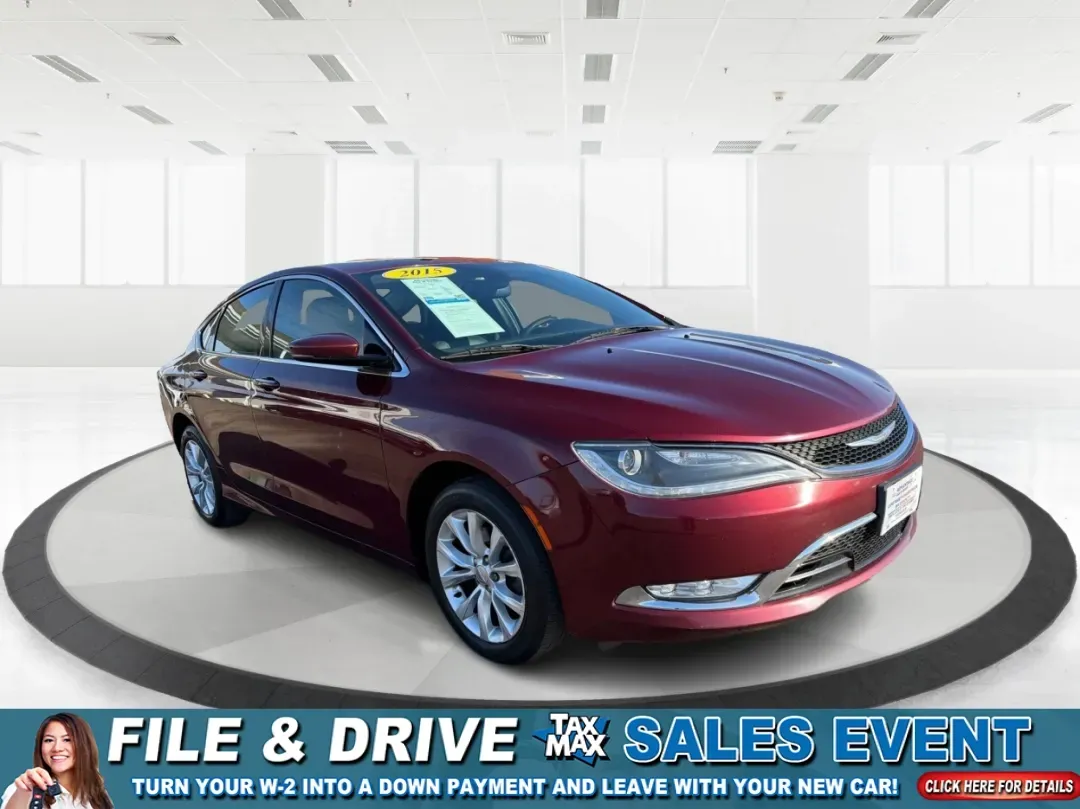2015 Chrysler 200 C's photo