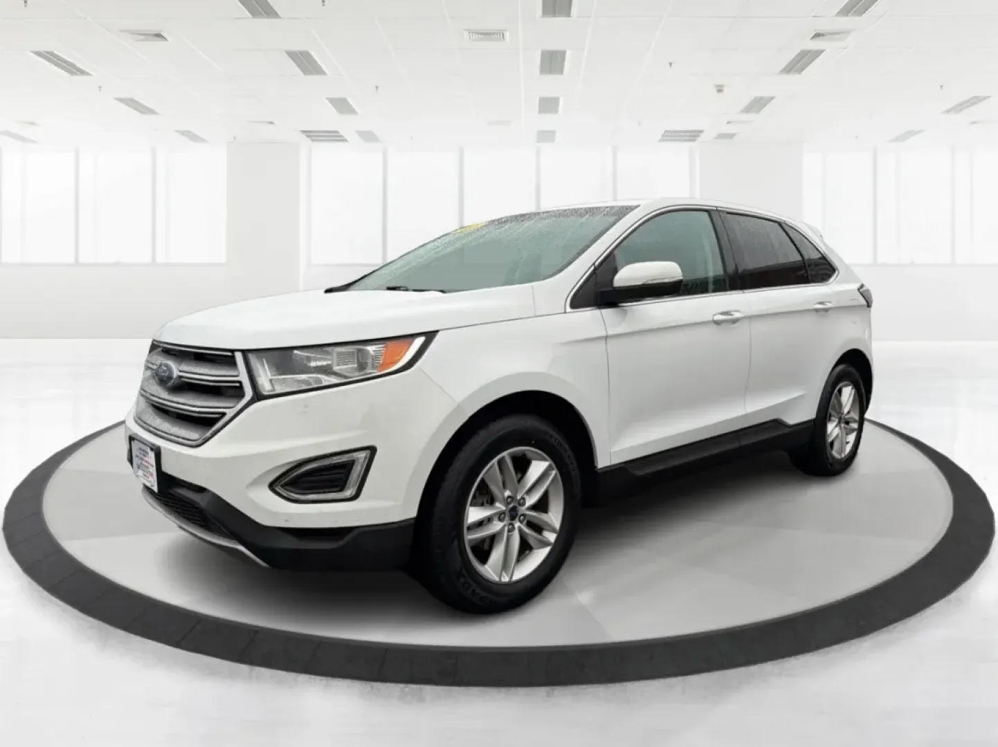2016 Ford Edge SEL (2FMPK3J98GB) with an 2.0L L4 DOHC 16V engine, 6A transmission, located at 8750 N County Rd 25A, Piqua, OH, 45356, (937) 908-9800, 40.164391, -84.232513 - ### Experience Comfort and Versatility in the 2016 Ford Edge SEL at Advantage Car and Credit - Troy<br /> <br /> Looking for the perfect blend of style, comfort, and functionality? The 2016 Ford Edge SEL, available at Advantage Car and Credit in Troy, OH, is tailored for those who lead an active lif - Photo#8