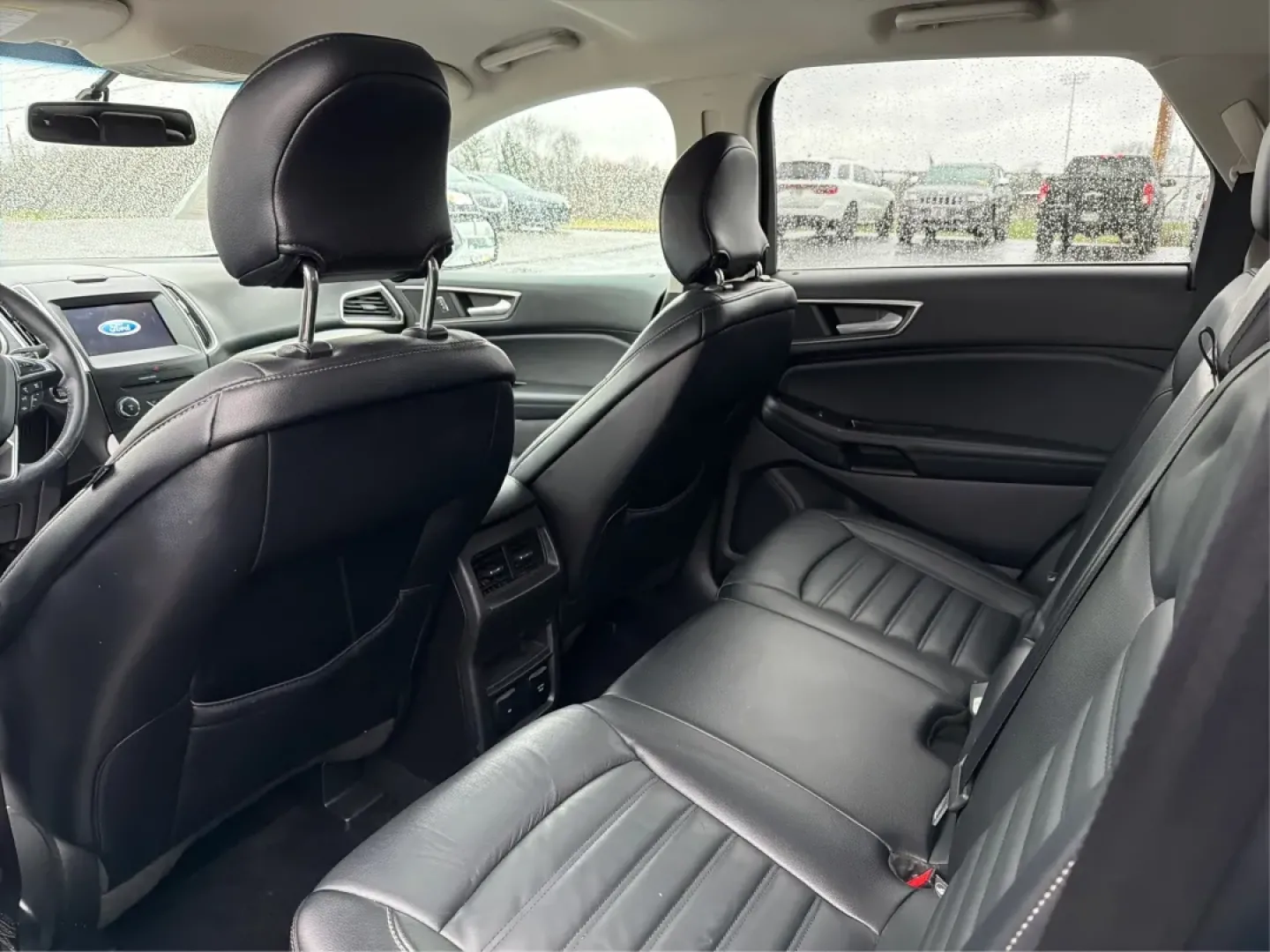 2016 Ford Edge SEL (2FMPK3J98GB) with an 2.0L L4 DOHC 16V engine, 6A transmission, located at 8750 N County Rd 25A, Piqua, OH, 45356, (937) 908-9800, 40.164391, -84.232513 - ### Experience Comfort and Versatility in the 2016 Ford Edge SEL at Advantage Car and Credit - Troy<br /> <br /> Looking for the perfect blend of style, comfort, and functionality? The 2016 Ford Edge SEL, available at Advantage Car and Credit in Troy, OH, is tailored for those who lead an active lif - Photo#10