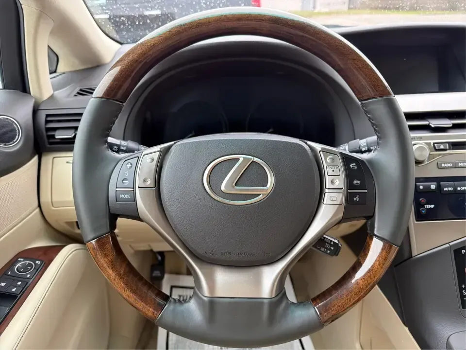 2015 Lexus RX 350 F Sport | Crafted Line (2T2BK1BA3FC) with an 3.5L V-6 DOHC engine, 6-Speed Automatic transmission, located at 401 Woodman Dr, Riverside, OH, 45431, (937) 908-9800, 39.760899, -84.123421 - **Elevate Your Drive with the 2015 Lexus RX 350 Perfect for Family Adventures and Daily Commutes!**<br /> <br /> Are you ready to enhance your lifestyle with a vehicle that combines luxury, performance, and reliability? Look no further than the stunning 2015 Lexus RX 350 at Advantage Car and Credit - Photo#16