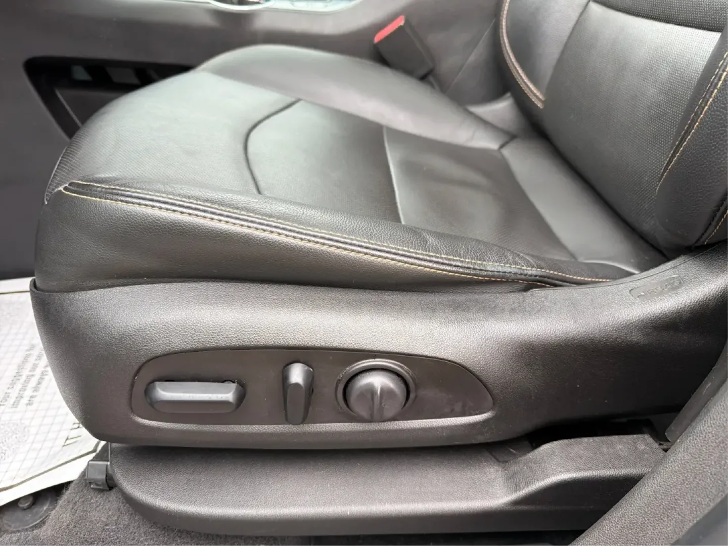 2019 GMC Terrain SLT (3GKALVEVXKL) with an Other engine, located at 8750 N County Rd 25A, Piqua, OH, 45356, (937) 908-9800, 40.164391, -84.232513 - ### Embrace Adventure with the 2019 GMC Terrain SLT Perfect for Your Active Lifestyle!<br /> <br /> Are you ready to elevate your journeys, whether it's a weekend escape to the scenic Miami and Erie Canal or a daily commute through the vibrant streets of Piqua, OH? Meet the 2019 GMC Terrain SLT, an - Photo#18