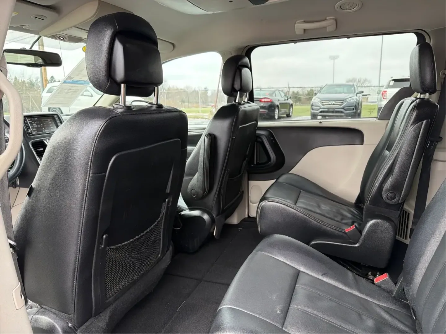 2015 Chrysler Town and Country Touring (2C4RC1BGXFR) with an 3.6L V-6 DOHC engine, 6-Speed Automatic transmission, located at 8750 N County Rd 25A, Piqua, OH, 45356, (937) 908-9800, 40.164391, -84.232513 - Are you a growing family searching for the perfect vehicle that effortlessly balances comfort, space, and style? Look no further! Advantage Car and Credit in Riverside, OH, is thrilled to present this stunning **2015 Chrysler Town and Country Touring**, designed for family adventures and daily com - Photo#10