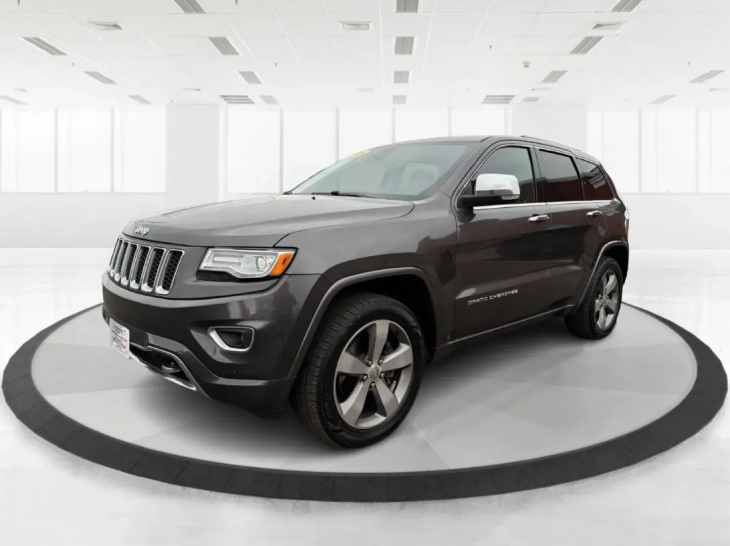 2015 Jeep Grand Cherokee Overland (1C4RJFCT6FC) with an Other engine, located at 1099 N County Rd 25A, Troy, OH, 45373, (937) 908-9800, 40.057079, -84.212883 - **Adventure Awaits: 2015 Jeep Grand Cherokee Overland - Your Perfect Family SUV!**<br /> <br /> If you're looking for a vehicle that perfectly balances comfort, style, and rugged capability, look no further than this stunning 2015 Jeep Grand Cherokee Overland. This SUV is not just a mode of transpor - Photo#8